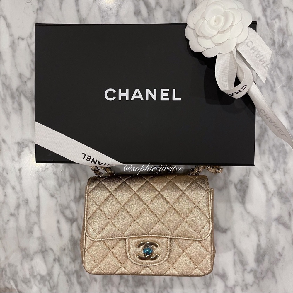 ❌SOLD❌ New Chanel 21P Iridescent Gold Square Mini